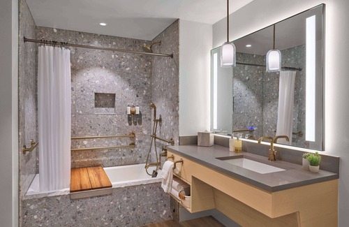 Townsite Hotel | Discover Mission Pacific Beach Resort: Ocean View & Spa