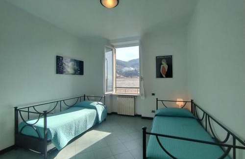 Levanto Apartment | Discover MISTRAL House: Pet-Friendly Retreat with Hot Tub