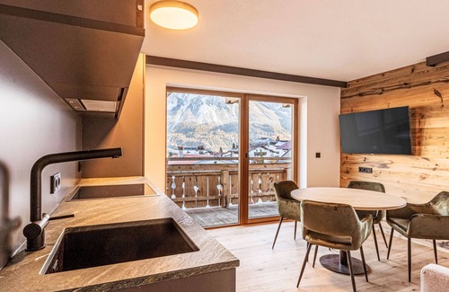 Lermoos Apartment | mit 2 Schlafzimmer by Interhome