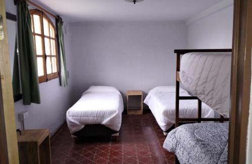 Maipu House | Discover Mita's House: 4-Star Retreat with Pool & Breakfast