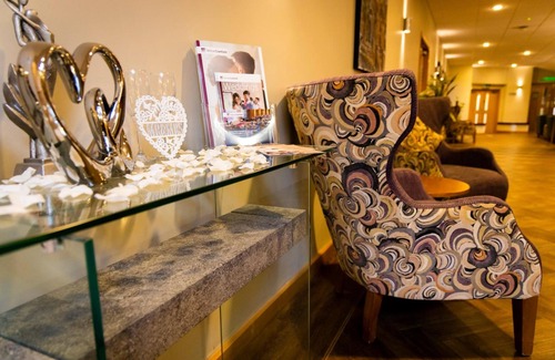 Cranfield Hotel | Discover Mitchell Hall: Family-Friendly with Dining & More