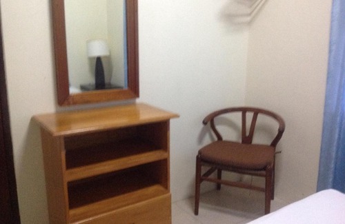 St. George's House | Family-Friendly Stay at Mitchell's Guest House with Breakfast