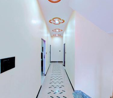 Ayodhya Hotel | Mithila Nilayam 200 mtr From Ram Janam Bhumi
