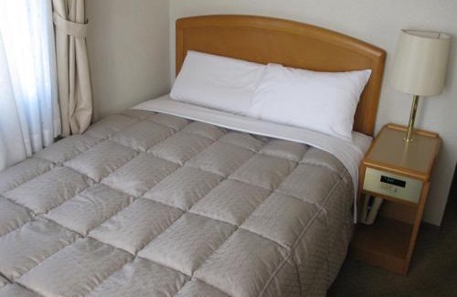 Mito Hotel | Inviting Mito Riverside Hotel with Hot Tub & Breakfast