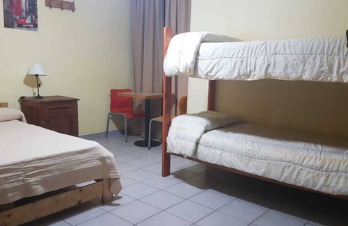 Almagro Hotel | Mitre Suites Hotel: Family-Friendly Stay with Spa & Breakfast