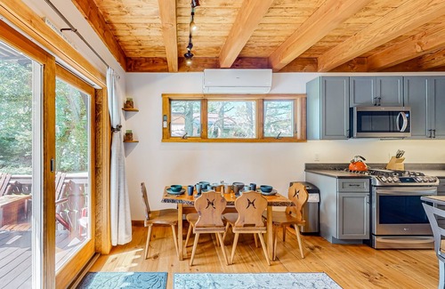 Franconia House | Pet-Friendly Retreat in Mittersill Village | Rated 9.8/10