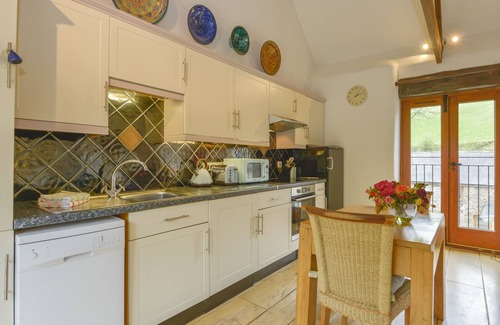 Kingsbridge Cottage | Romantic MIXIT COTTAGE with Pool in Kingsbridge Awaits