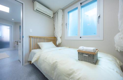 Pil-dong Apartment | Miya house