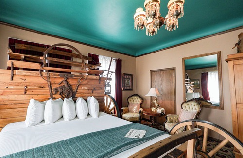 Tonopah Hotel | Discover Mizpah Hotel: Family-Friendly with Spa & Dining