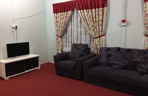 Kampung Gertak Seratus House | Family-Friendly MK Al-Attas Homestay in Kuala Besut