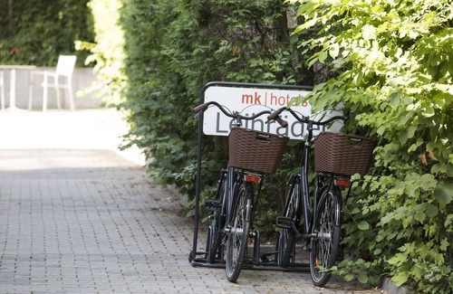 Hallschlag Apartment | Convenient mk monteurzimmer Stuttgart: Family-Friendly Stay