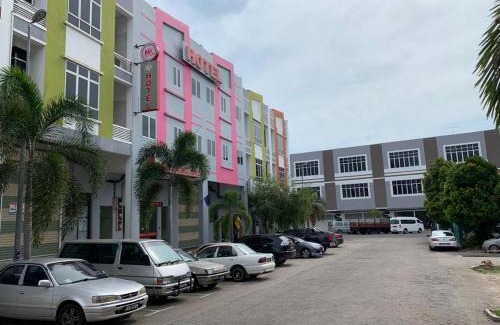 Bukit Gambir Hotel | Budget-Friendly MK Paradise Hotel with Family Amenities