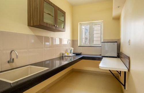 Ram Nagar Apartment | Guest Favorite: MK Residency with Family-Friendly Amenities