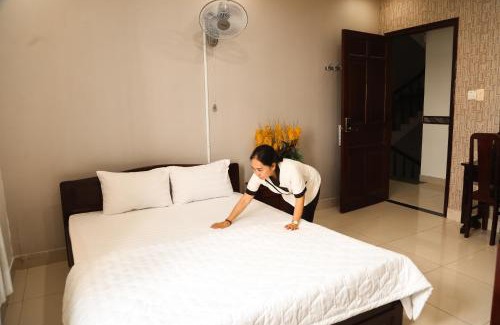 My Tho Hotel | Welcoming Minh Kieu 2 Hotel with Breakfast & Hot Tub