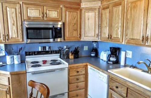 Snowshoe Apartment | ML246 Condo with Mountain & Lake Views, Cozy Fireplace