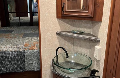 Carlton County Resort | Pet-Friendly Ocean View Retreat for the Whole Family