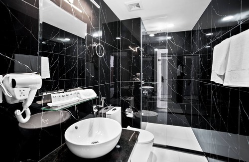 Mittakpheap Apartment | Cozy MLZ Apartments - Studio with Pool and Breakfast Options