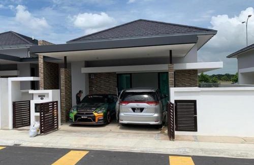 Kepala Batas House | Discover MMG D'Bertam Homestay - 4-Star Family Retreat