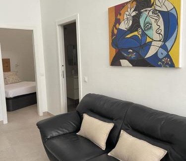 Bailen-Miraflores Apartment | Top-Rated MN Homes Fonseca A for Your Next Getaway