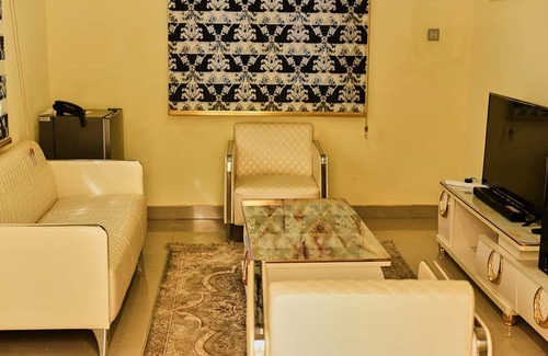 Jos Hotel | Discover MNS Resort Rayfied: Family-Friendly Retreat