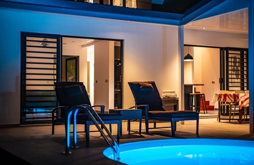 Bora Bora Villa | Discover Mo'a Hidden Villa: Perfect for Families & Breakfast