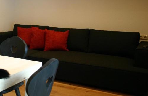 Gaschurn Ski Chalet | Exceptional MO Chalet: Pet-Friendly Retreat with Hot Tub