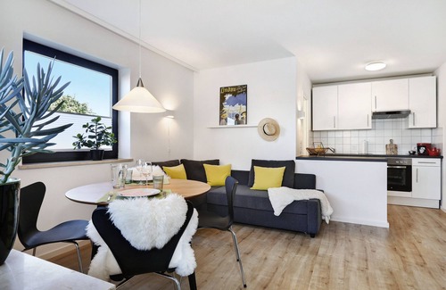 Weissensberg Apartment | Family-Friendly Apartment Silvia with Lake View Near Constance