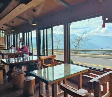 Fuxing District Ski Chalet | Pet-Friendly Retreat at Mo Huai Su in Taoyuan City