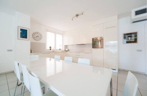 Maccagno Apartment | Modern Italian Lakes Apartment with Pool and Spa Amenities