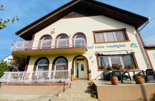 Morahalom House | Relax at Mo relax vendégház - Guest Rated 9/10, Family-Friendly