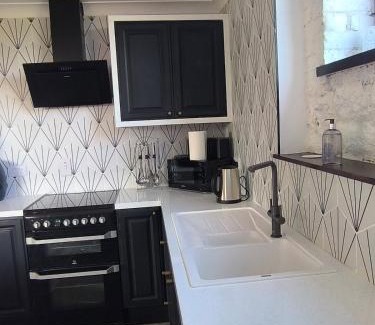 County Waterford Apartment | Mo's Loft at Platform's End