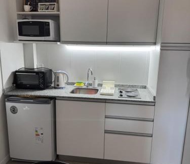 Parana Apartment | Stylish Central Studio with Family-Friendly Amenities