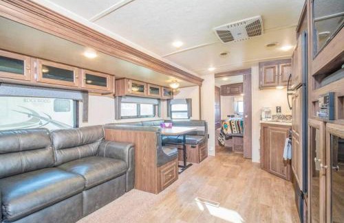 Moab South Valley House | Unforgettable Moab RV Resort: Family-Friendly Outdoor Fun