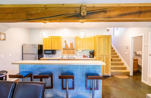 Moab Hotel | Discover Moab Springs Ranch: Guest Rated 9.8 with Pool & Spa