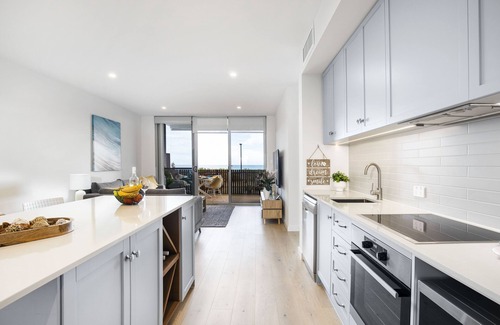 Adelaide Apartment | Oceanfront Moana Beach Apartment with Family-Friendly Amenities