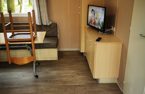 La Boissiere-de-Montaigu House | Cozy Mobil Home in Chamonix with Pool and Pet-Friendly Perks