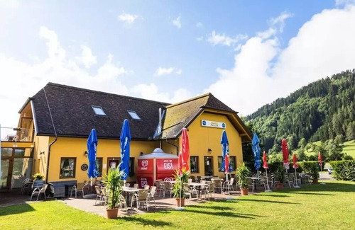 Sankt Peter am Kammersberg House | Mobil-home | Classic | 3 Ch. | 6 pers. | Raised terrace