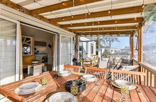 Saint-Hilaire-de-Riez House | Relaxing Mobil-Home at Parc des Roselières with Spa & Kitchen