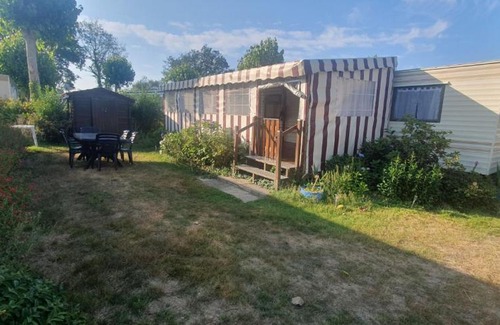 Commequiers Other | Family-Friendly Mobil Home for 6 with Pool & Breakfast