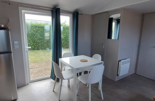Colleville-sur-Mer House | Family-Friendly Mobil-home Near Omaha Beach