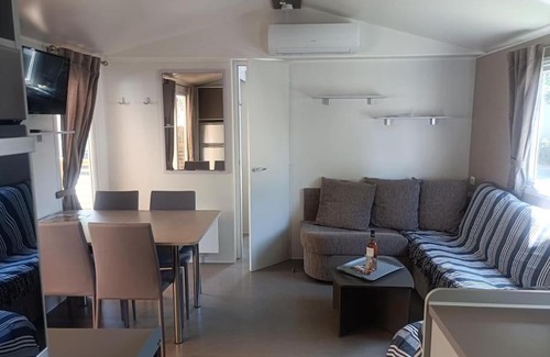Vias House | Oceanfront Mobil-Home FO 30 in Vias with Pool & Hot Tub