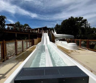 Montagnac-Montpezat Other | Cozy Mobil-Home in Oceanfront Camping 4* with Pool
