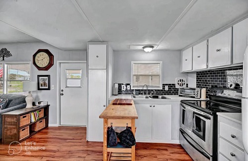 Diplomat House | Discover a Cozy Mobile Home in North Fort Myers Community