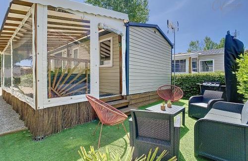 Vias House | Luxury Mobil-Home JA 51: Rated 9.3 with Pool & Family Fun