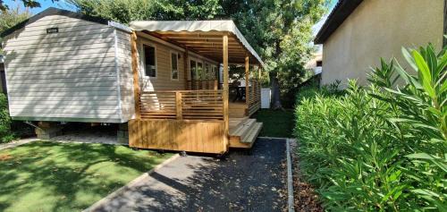 Vias House | Cozy Mobil Home VA04 Just 600m from the Beach