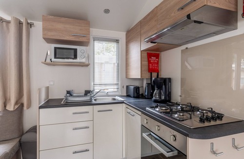 Saint-Julien-en-Born House | Mobile home 6 pers, 3-star campsite 5km from ocean, heated pool, family activities