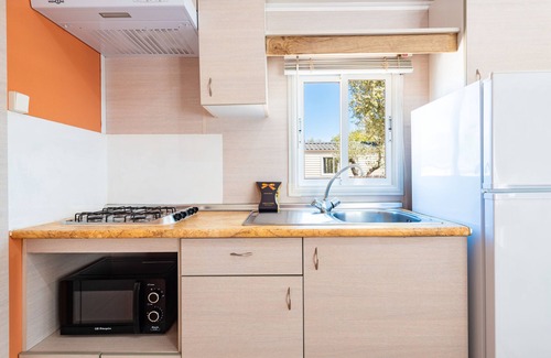 Tirig RV Rental | Mobile Home '241' with Mountain View, Wi-Fi and Air Conditioning
