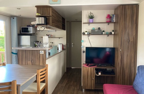 Les Mathes House | Ideal Mobile Home for Families with Oceanfront Views