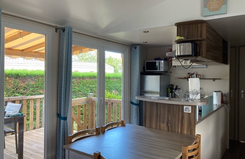 Les Mathes House | Ideal Mobile Home for Families with Oceanfront Views