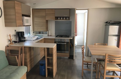 Les Mathes House | Spacious Mobile Home for 6 at Siblu Bonne Anse La Palmyre